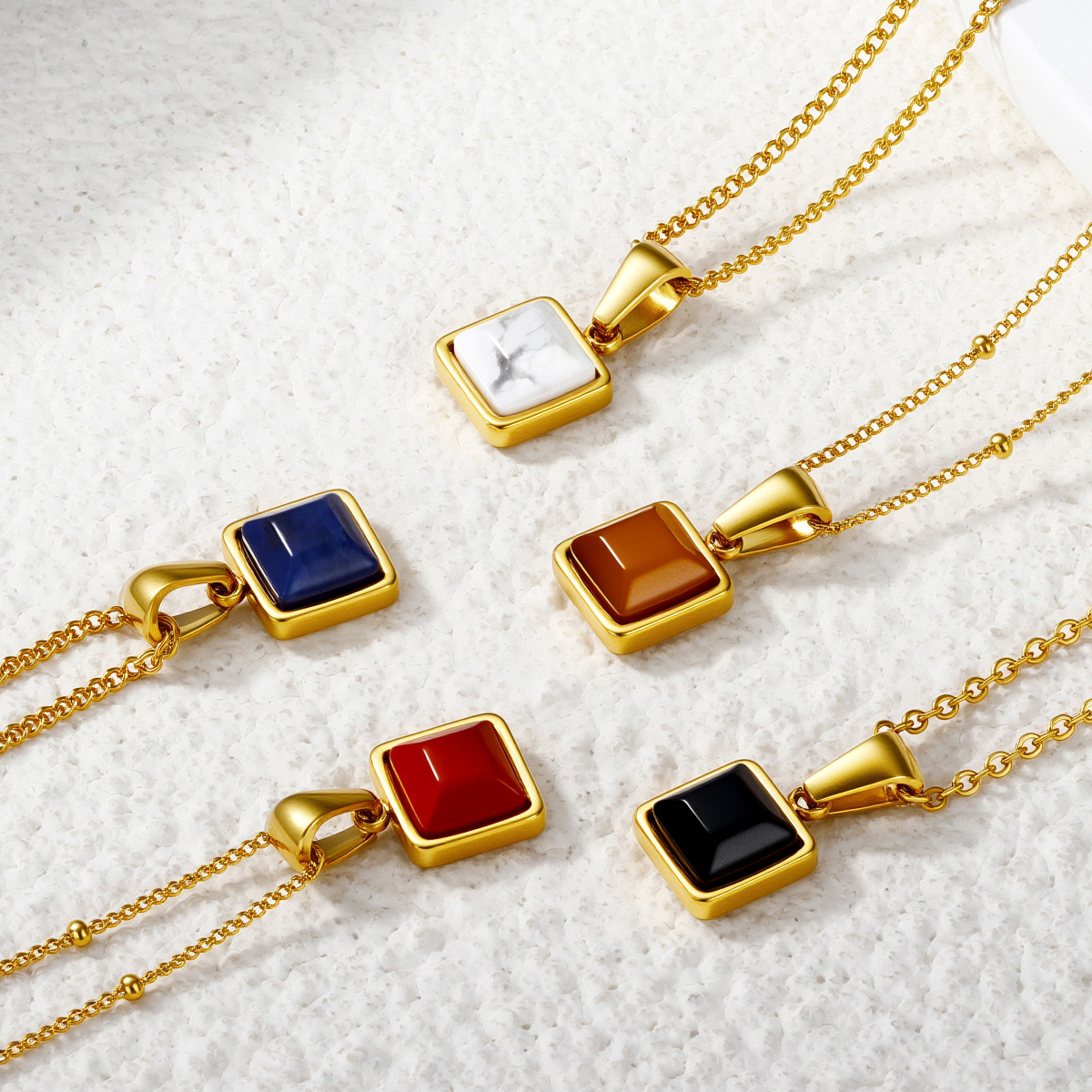 18K镀金正方形宝石立方锆石项链