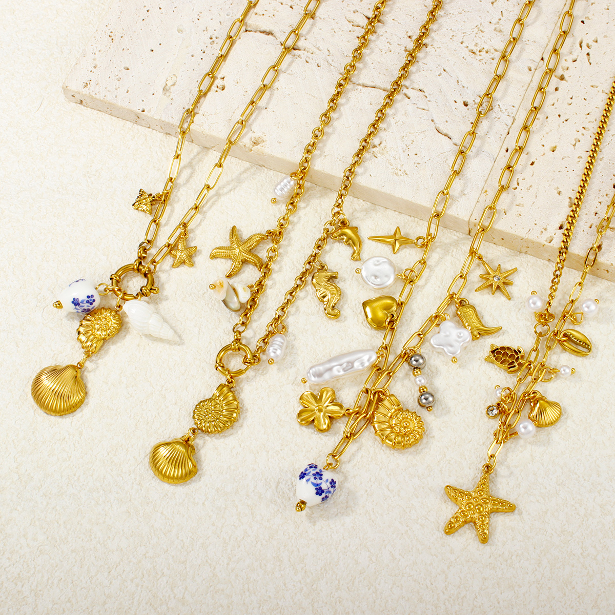 时尚18K镀金不锈钢太阳贝壳陶瓷鱼项链